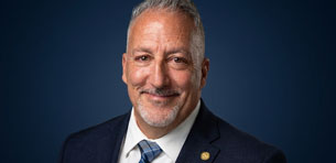 Touro Law Appoints Leonard Badia ’07 as Assistant Dean of Career & Professional Development Logo